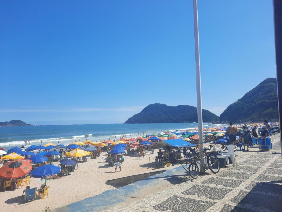 Apto Na Praia do Tombo a 100m (3min) da Areia Guarujá Exterior foto